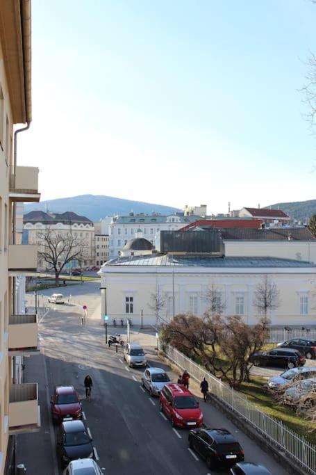 Zum Breyer Bnb City Apartment Baden Exterior photo